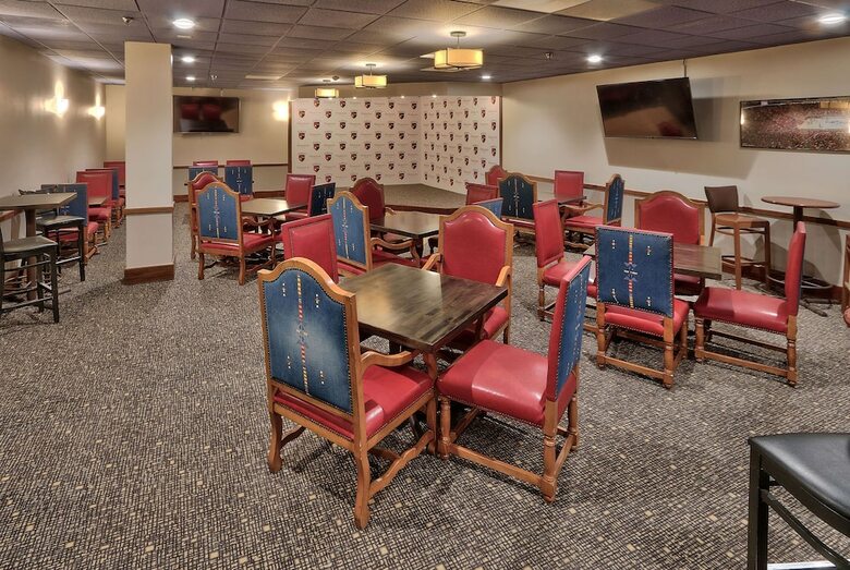 Mcm Elegante Hotel