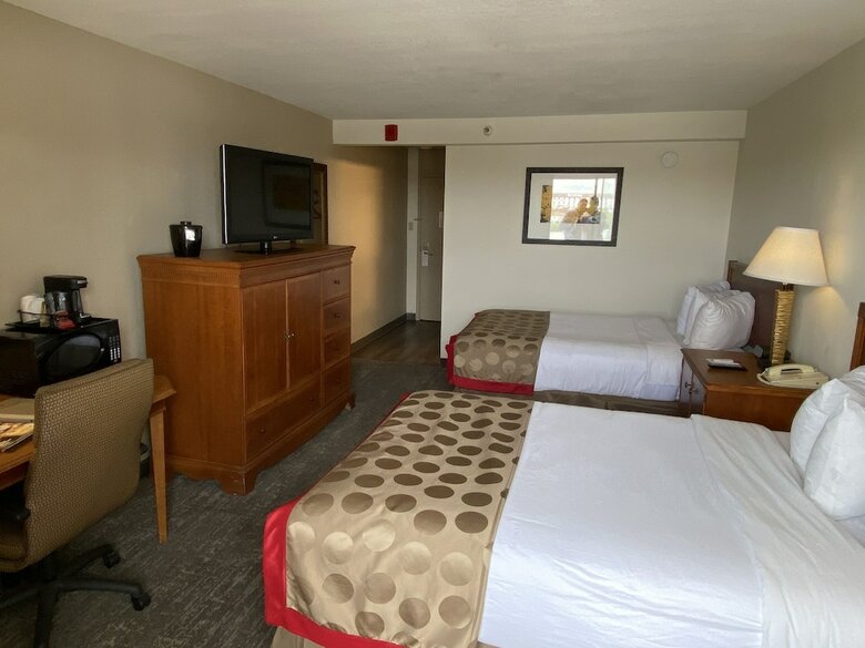 Mcm Elegante Hotel