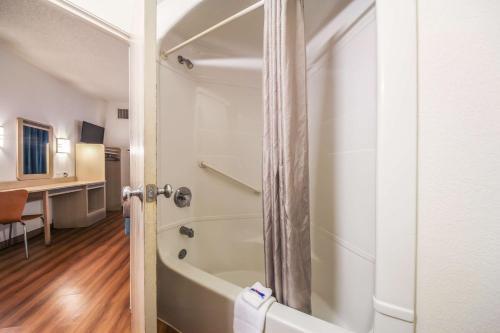 Motel 6 New Braunfels