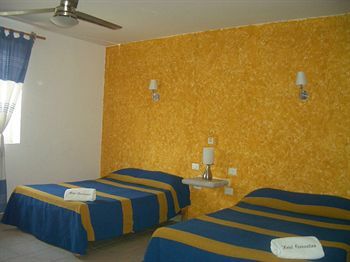 Hostal Hotel Cervantino