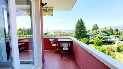 Narcisa View Lake&pool Apartment