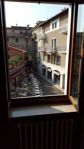 Center & Panorama Apartment