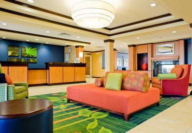 Hotel Fairfield Inn & Suites Commerce