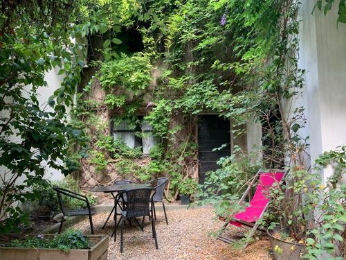 Bed & Breakfast La Maison D?arles