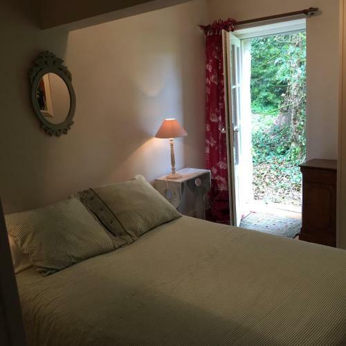 Bed & Breakfast Le Ch�teau D'asni�res En Bessin