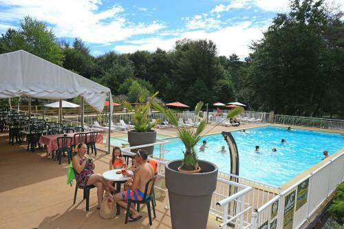 Mobil Home Xxl - Camping Le Coiroux