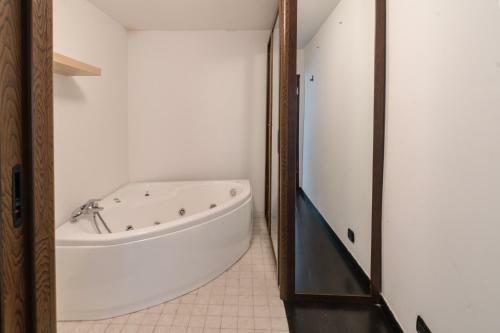 Rem Apartment - Moscatelli