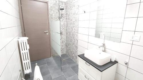 Hostal Interno1 Bari Policlinico