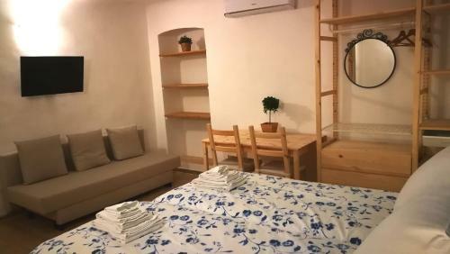 Your Shelter - Private Self Check In Apartment