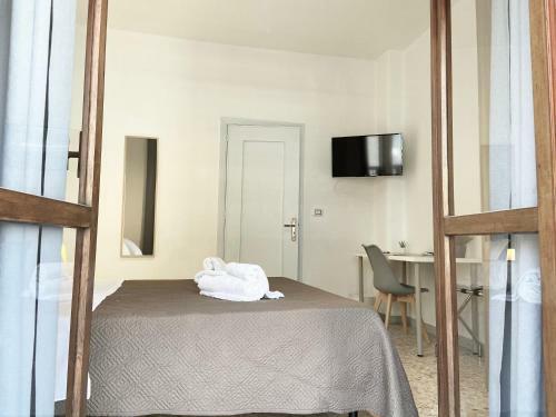 Hostal Bari Rooms Central Station