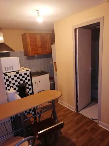 Apartamento Studio Avec Wifi A Aurillac