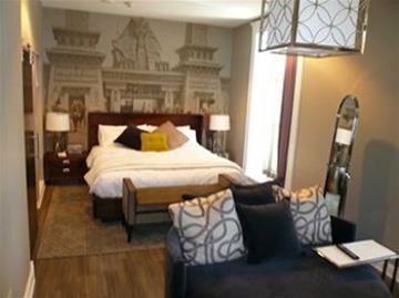 Hotel At The Lafayette