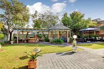 East Port Motor Inn