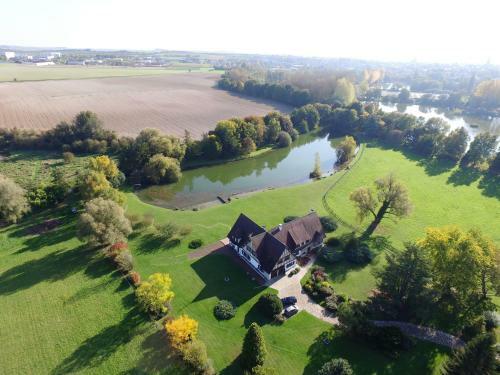 Bed & Breakfast Domaine D'aveluy