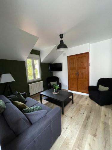 Apartamento Appart Chaleureux de 65m2 Vue Montagne, Rivi�re