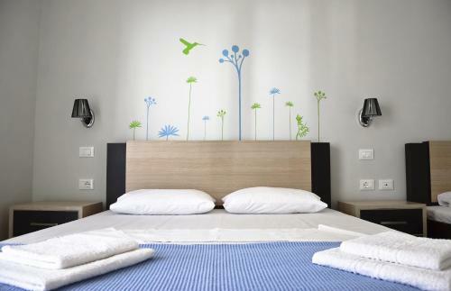 Perivolos Apartments