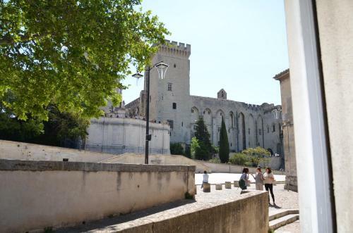 Apartamento Face Au Palais Des Papes