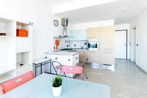 Orange Apartment Bologna