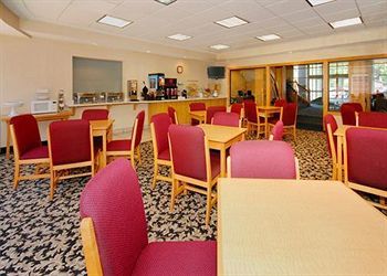 Hotel Comfort Suites Clackamas