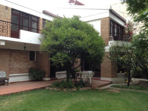 Hostal El Jard�n Suites And Guest House