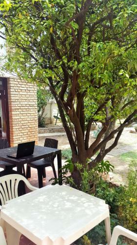 Hostal El Jard�n Suites And Guest House
