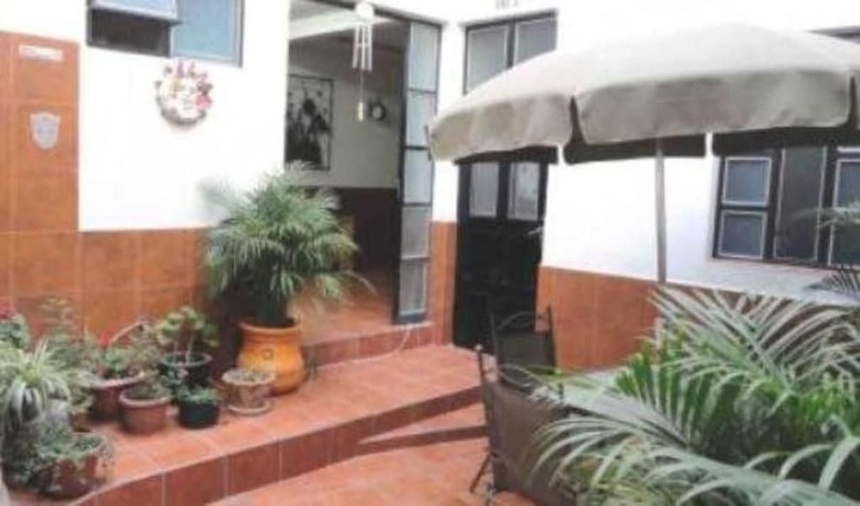 Albergue Hostal Menavi
