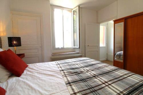 Apartamento Appartements Le Cru Colbert