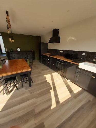 Maison Chaleureuse, Spacieuse Et Familiale