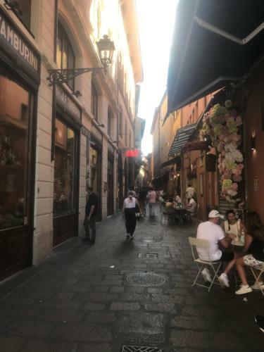 Hostal Moonlight Centro Bologna