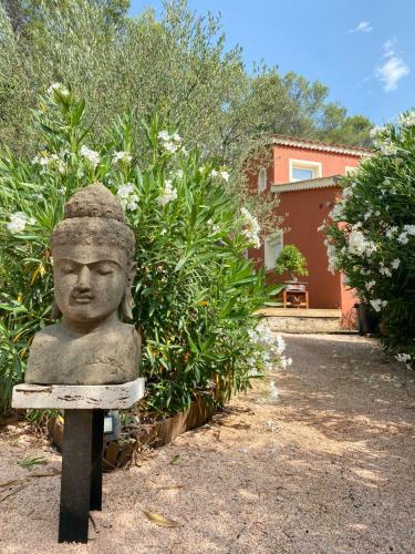 G�te L'instant, Pleine Nature