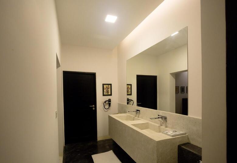 Bed & Breakfast Arthur & Paul (men Only Hotel)