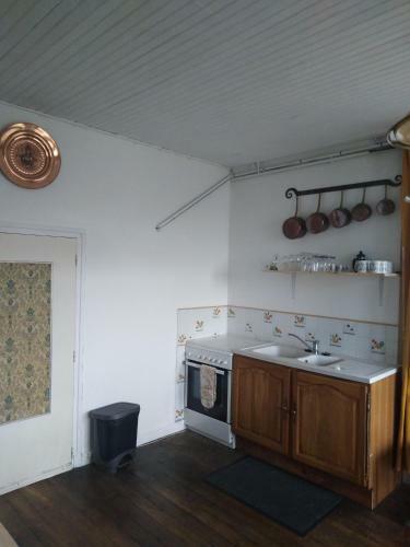 Maison de Campagne En Bordure de For�t