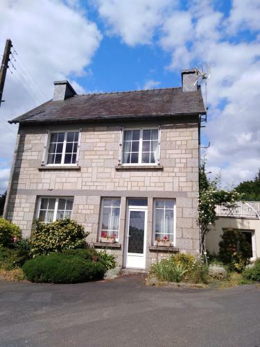 Maison de Campagne En Bordure de For�t