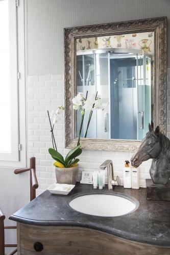 Hostal La Bell�me Bleue
