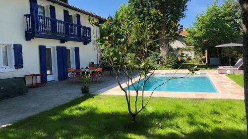 Hostal Les Ch�nes