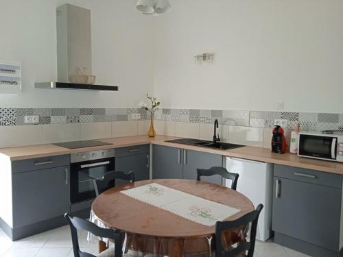 Apartamento Chaleureux Studio A Pombonne