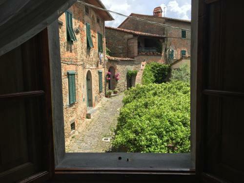 Bed & Breakfast Antica Casa "le Rondini"