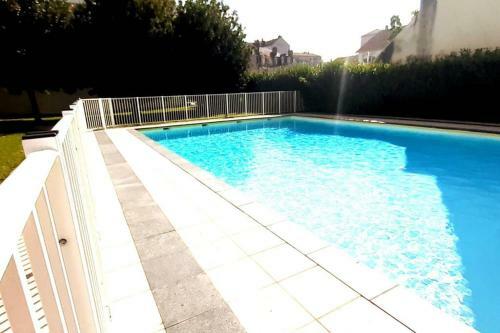 Apartamento App Standing Lecarnot Centre Ville, Parking Et Piscine
