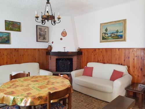 Apartamento Appartamento A Borno + 500 Mq Di Giardino
