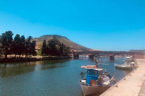 Tiria House A Bosa
