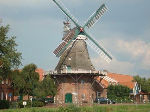 Haus An Der Fehnroute In Ostfriesland