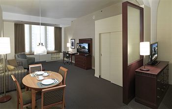 Aparthotel Le Square Phillips H�tel & Suites