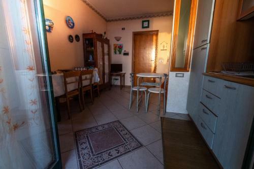Case Eoliane, Salina