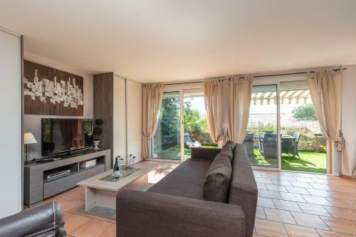 Villa Sleep In Biot