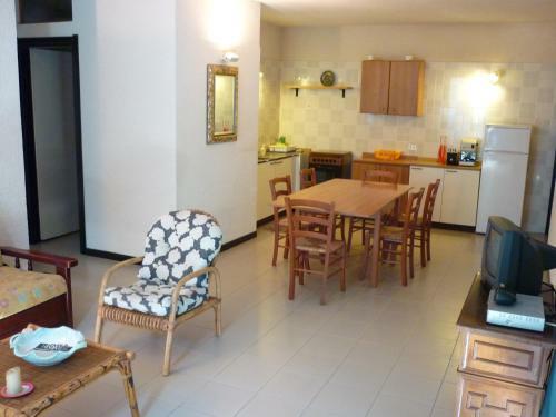 Apartamento Giardini Di Baia Arcile