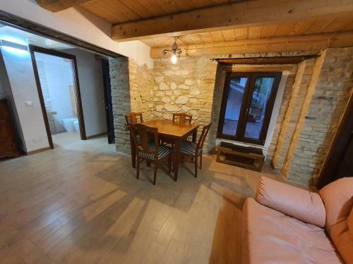 Apartamento Vacanze In Collina, Tra Mare E Monti