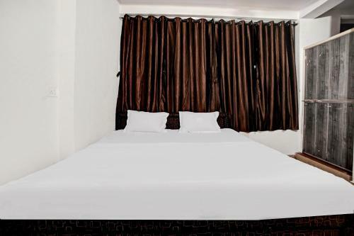 Oyo Flagship 83398 Hotel Relax Inn