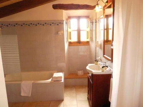 Aparthotel Can Estades