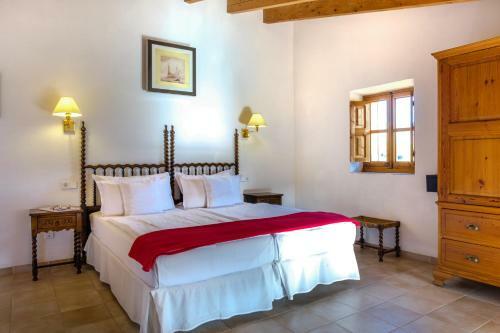 Aparthotel Can Estades