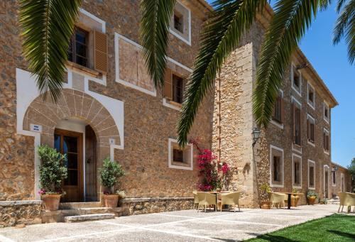 Aparthotel Can Estades